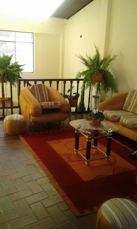 Hotel Casa De Huespedes Isabella Sucre Zewnętrze zdjęcie