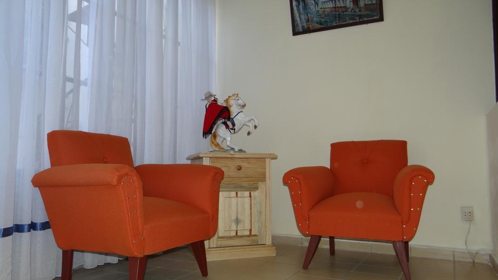 Hotel Casa De Huespedes Isabella Sucre Zewnętrze zdjęcie